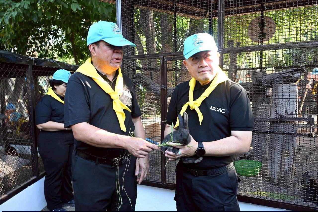 title - ส.ป.ก. เข้าร่วมโครงการจิตอาสาพัฒนา กระทรวงเกษตรและสหกรณ์ “เราทำความดี ด้วยหัวใจ”เนื่องในโอกาสวันคล้ายวันพระบรมราชสมภพ พระบาทสมเด็จพระบรมชนกาธิเบศร มหาภูมิพลอดุลยเดชมหาราช บรมนาถบพิตร วันชาติ และวันพ่อแห่งชาติ 5 ธันวาคม 2568 ณ ศูนย์ส่งเสริมและพัฒนาอาชีพเสริมนอกภาคการเกษตร